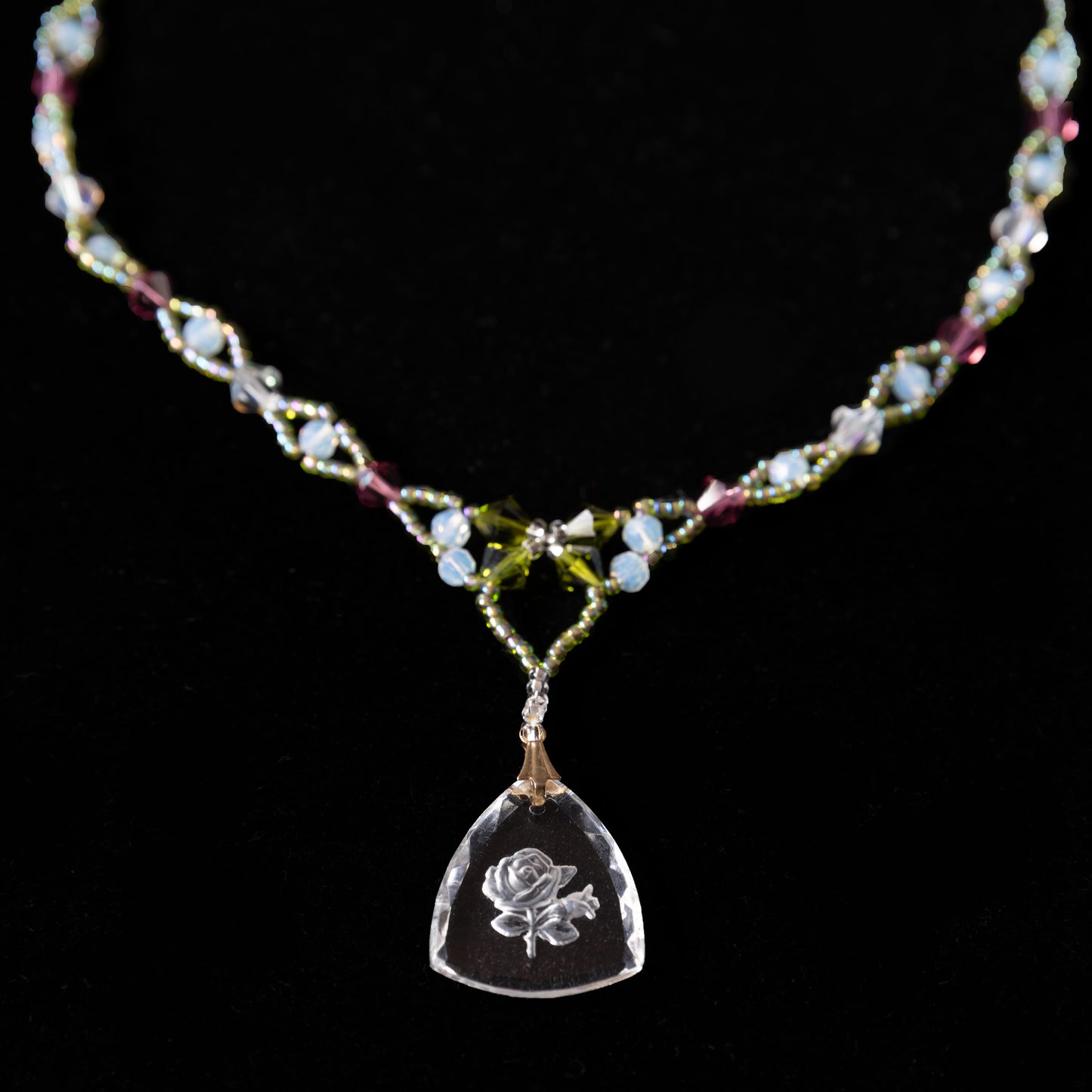 Rose collar necklace