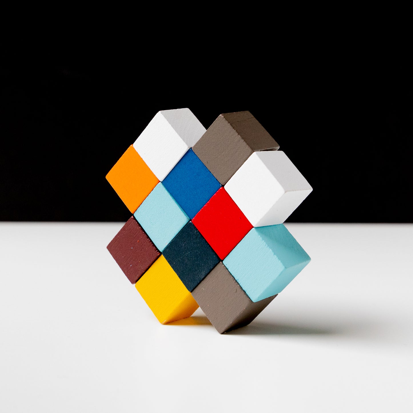 Elasti Cube