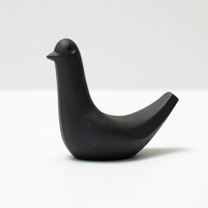 Iron Pigeon Ornament