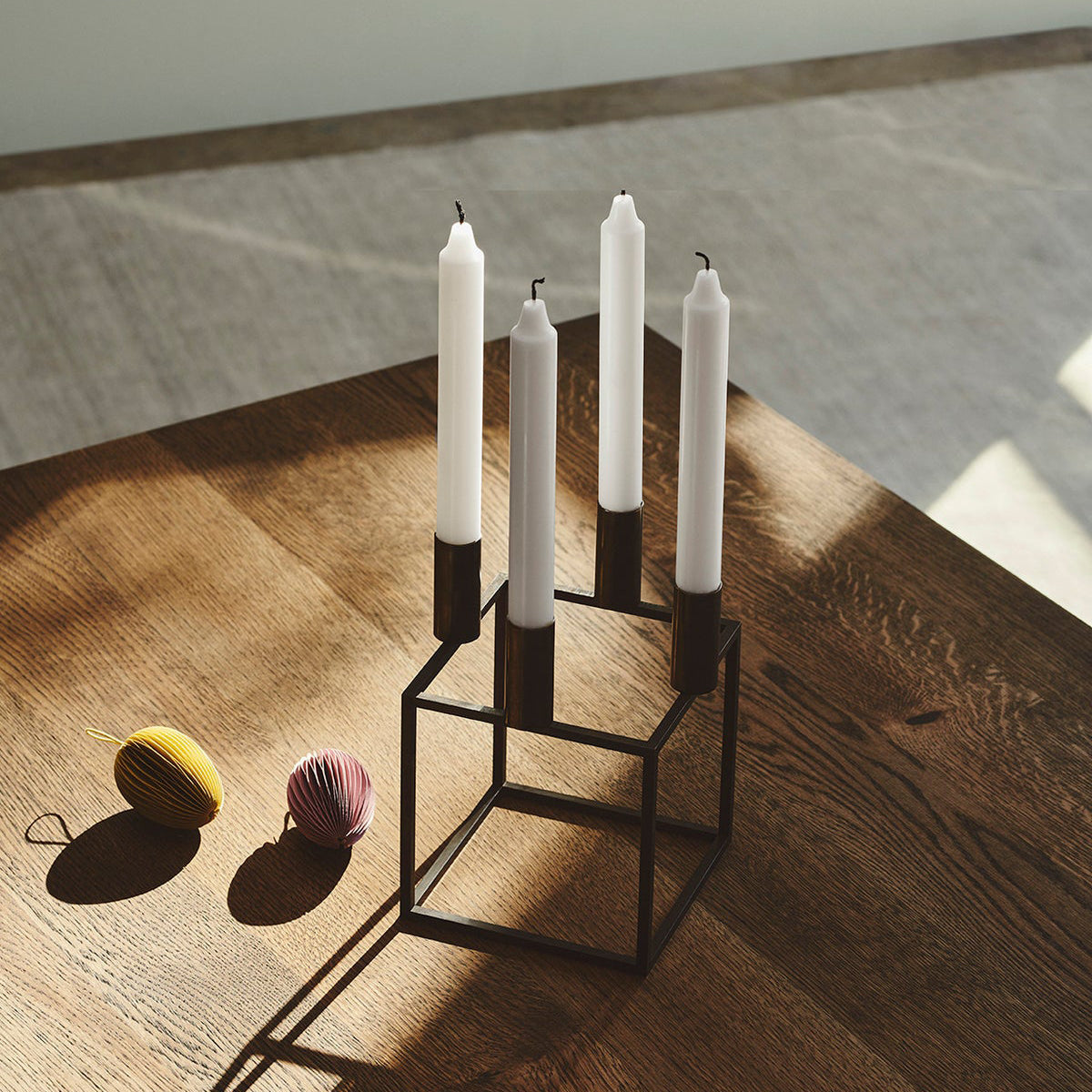 Kubus Candle Holder