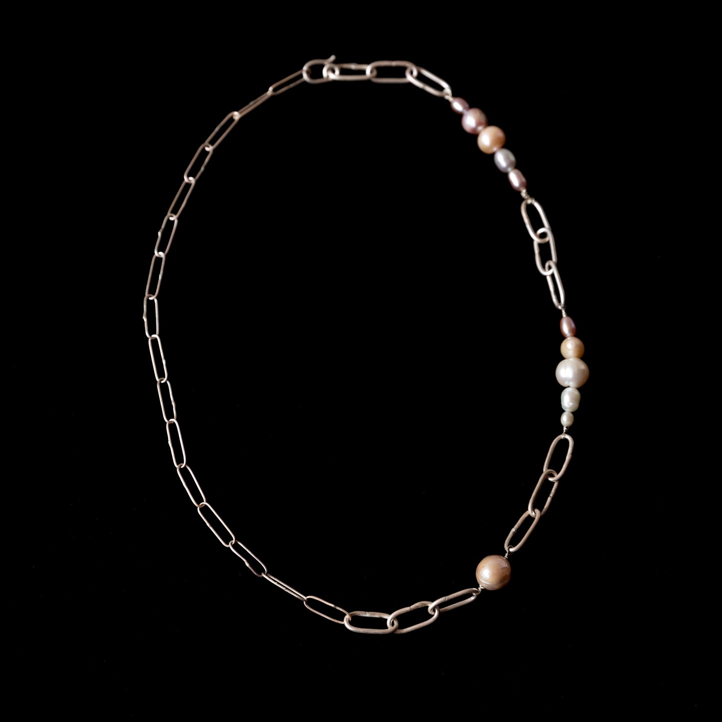 Pearl chain necklace