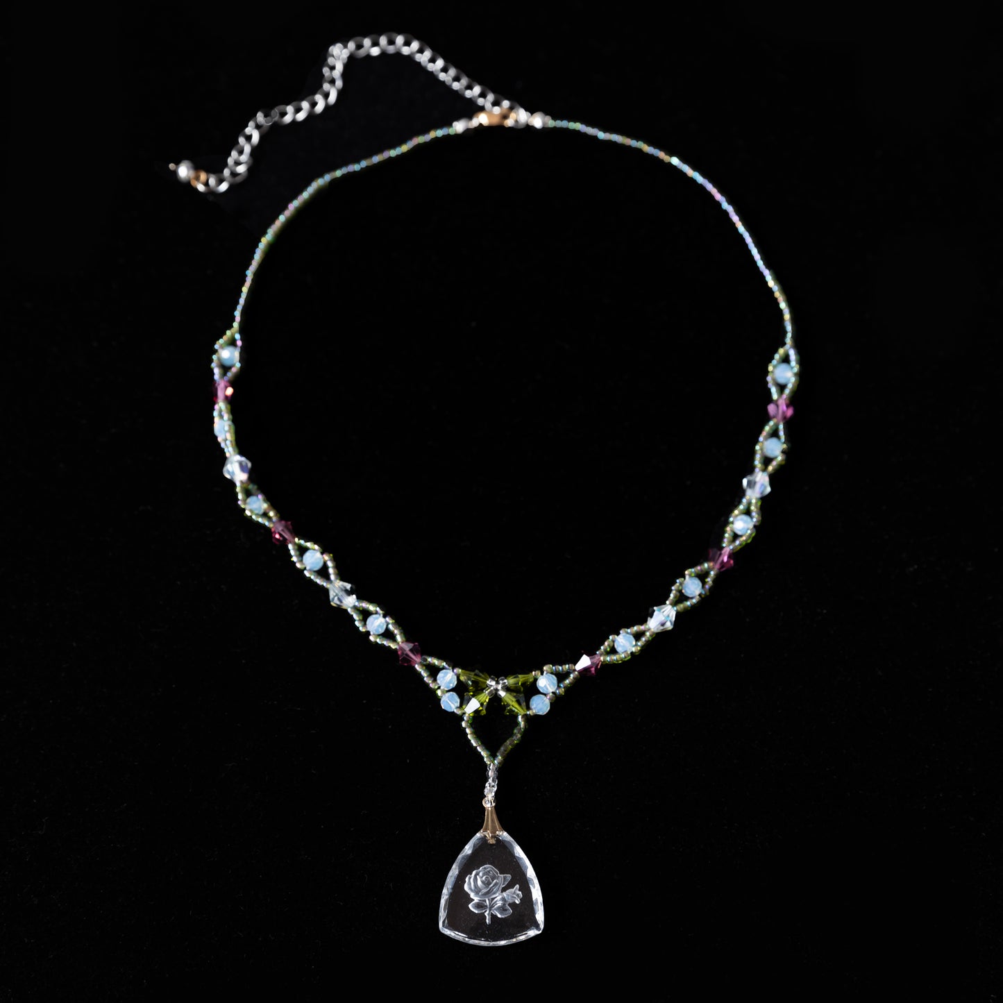 Rose collar necklace